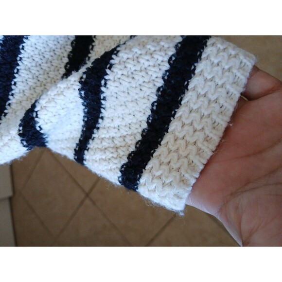 Dazy Womens Cardigan Sweater White Black Striped Size Medium Button Pockets - Picture 8 of 16